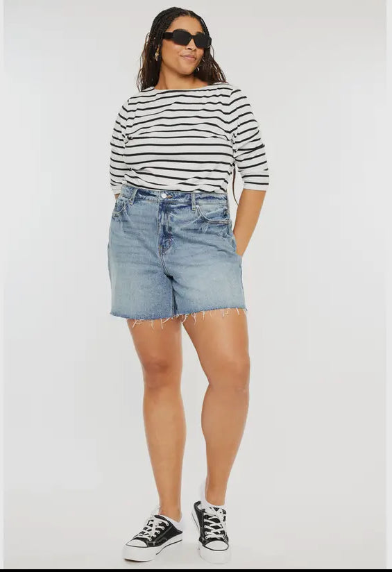 Plus KanCan 90’s High Rise Shorts