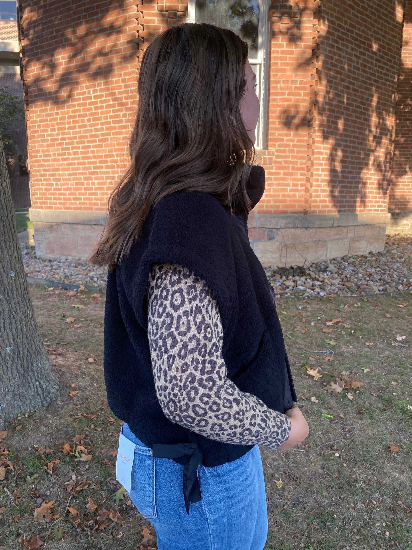 Side Bow Oversized Sherpa Vest, Mocha, Black