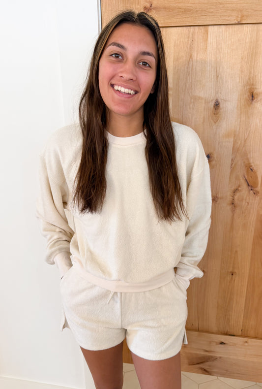 Contrast Sweatshirt/Shorts Set, Ivory