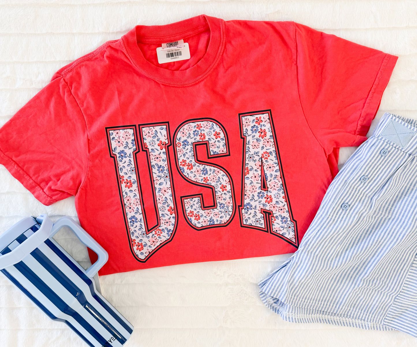 USA Daisy Graphic Tee