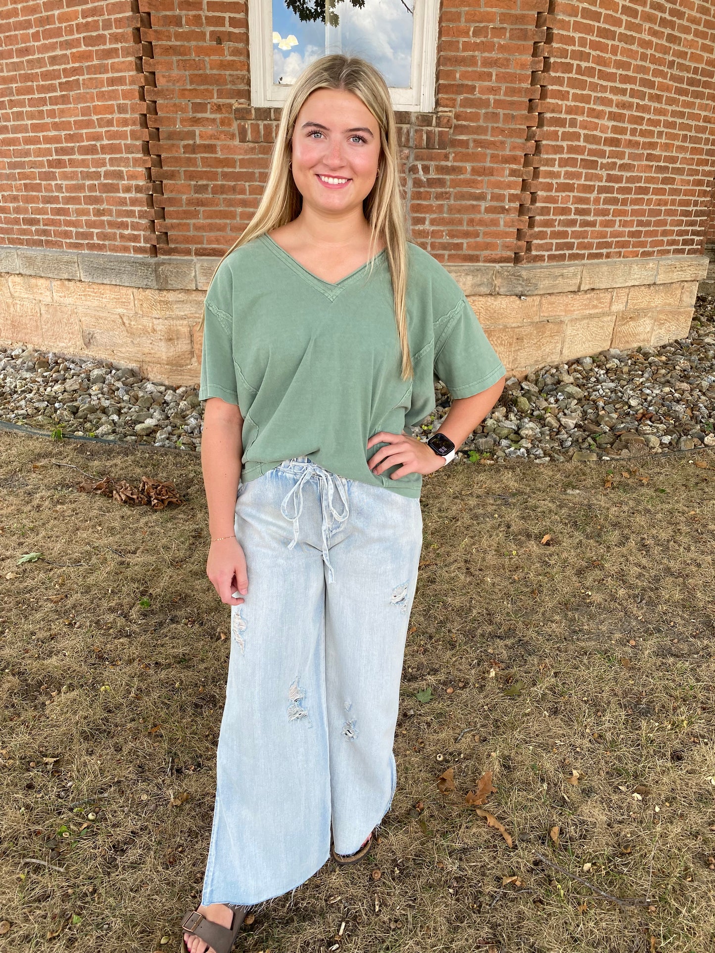 Washed Raw Edge V Neck Short Sleeve Knit Top, Olive