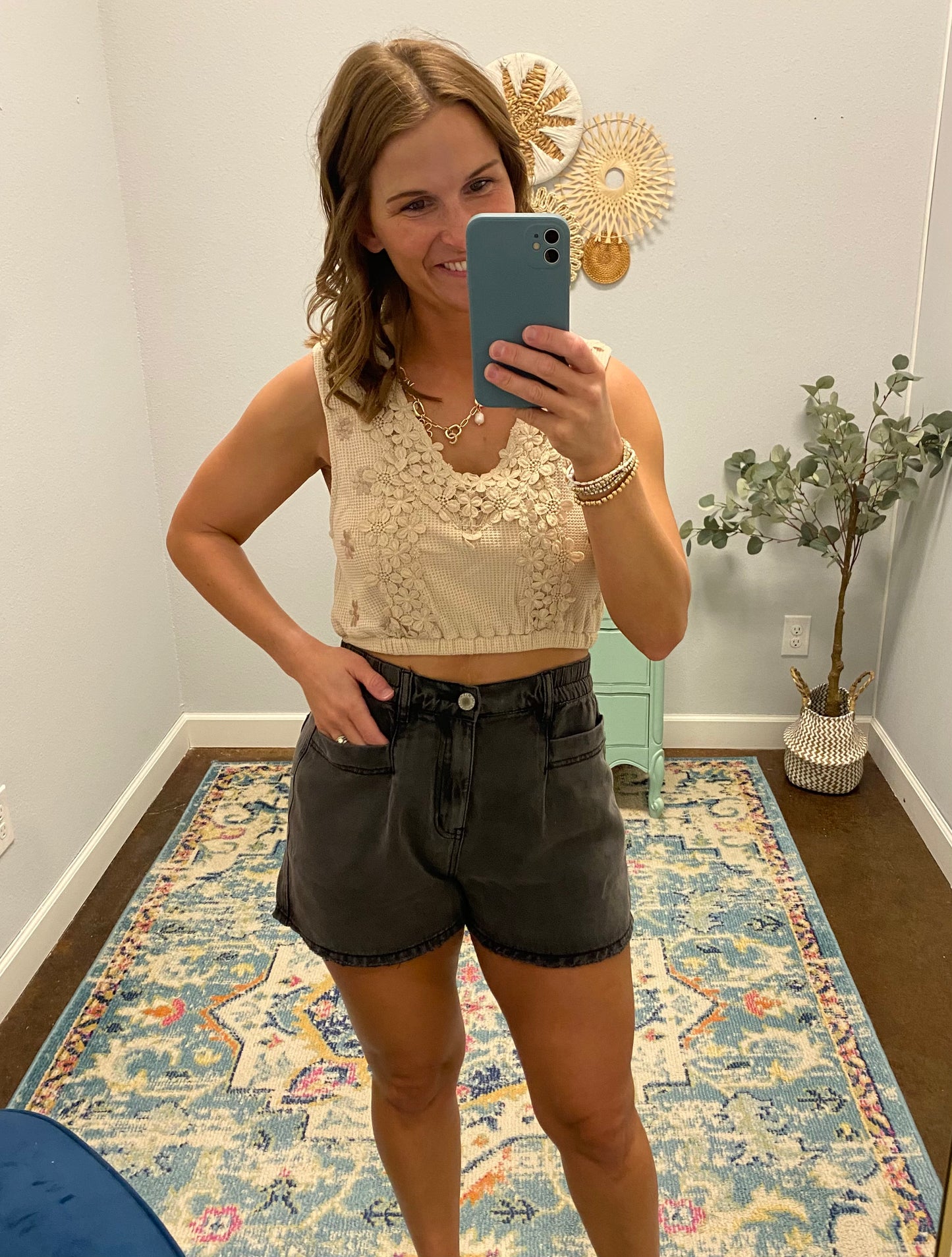 Daisy Darling Crop