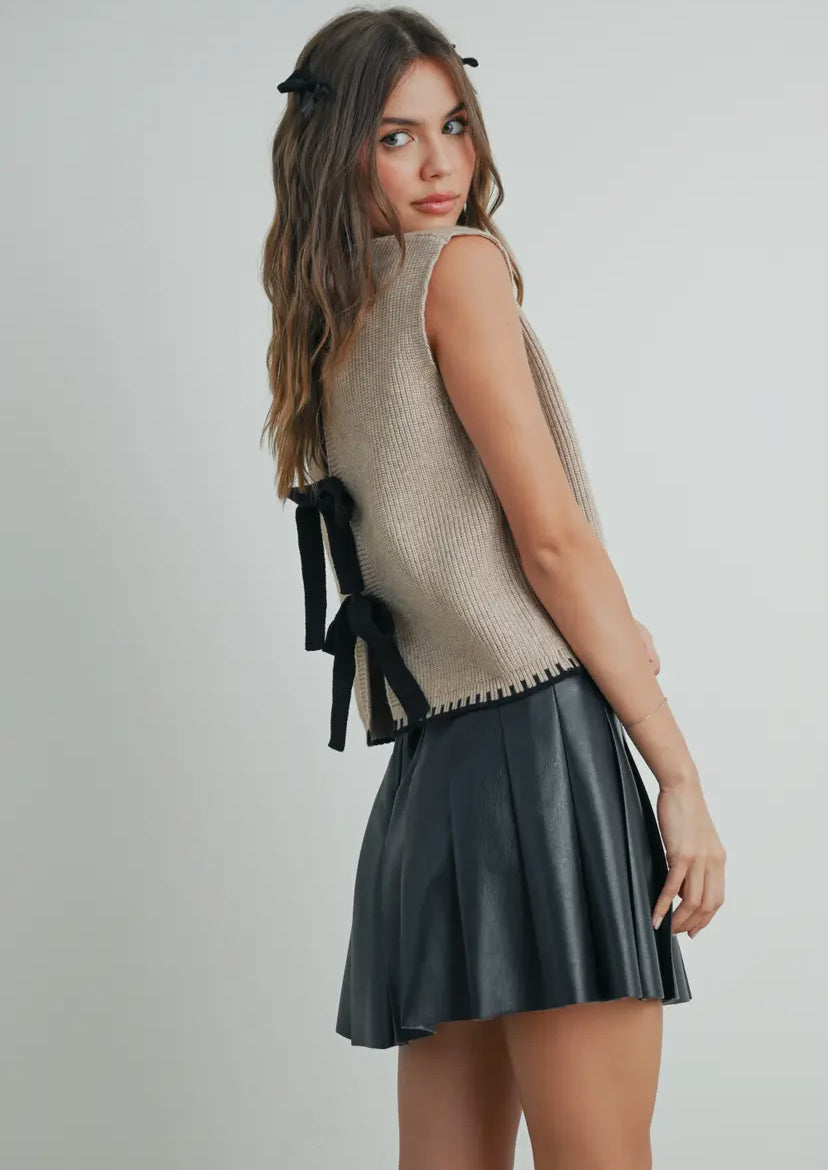 Mock Neck Sleeveless Sweater