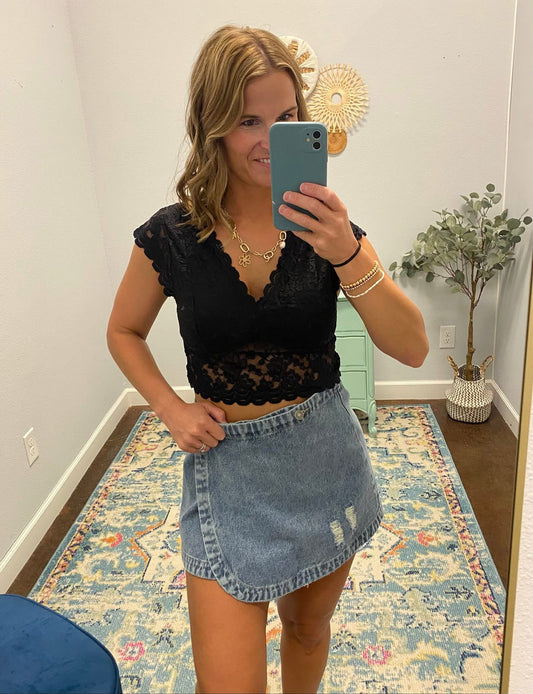 Flirt & Flutter Top, Black