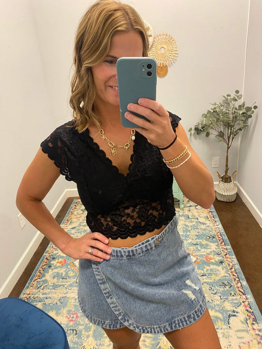 Flirt & Flutter Top, Black