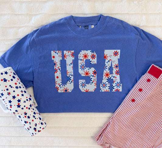 USA Happy Daisies Graphic Tee