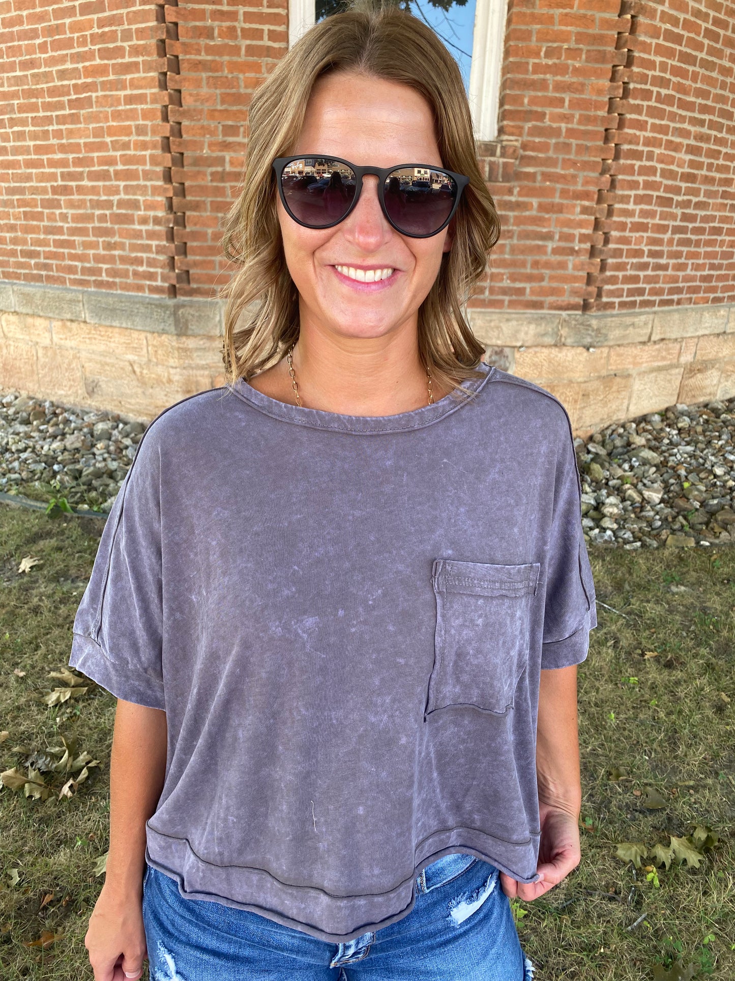 Mineral Wash Crop Crewneck, Black
