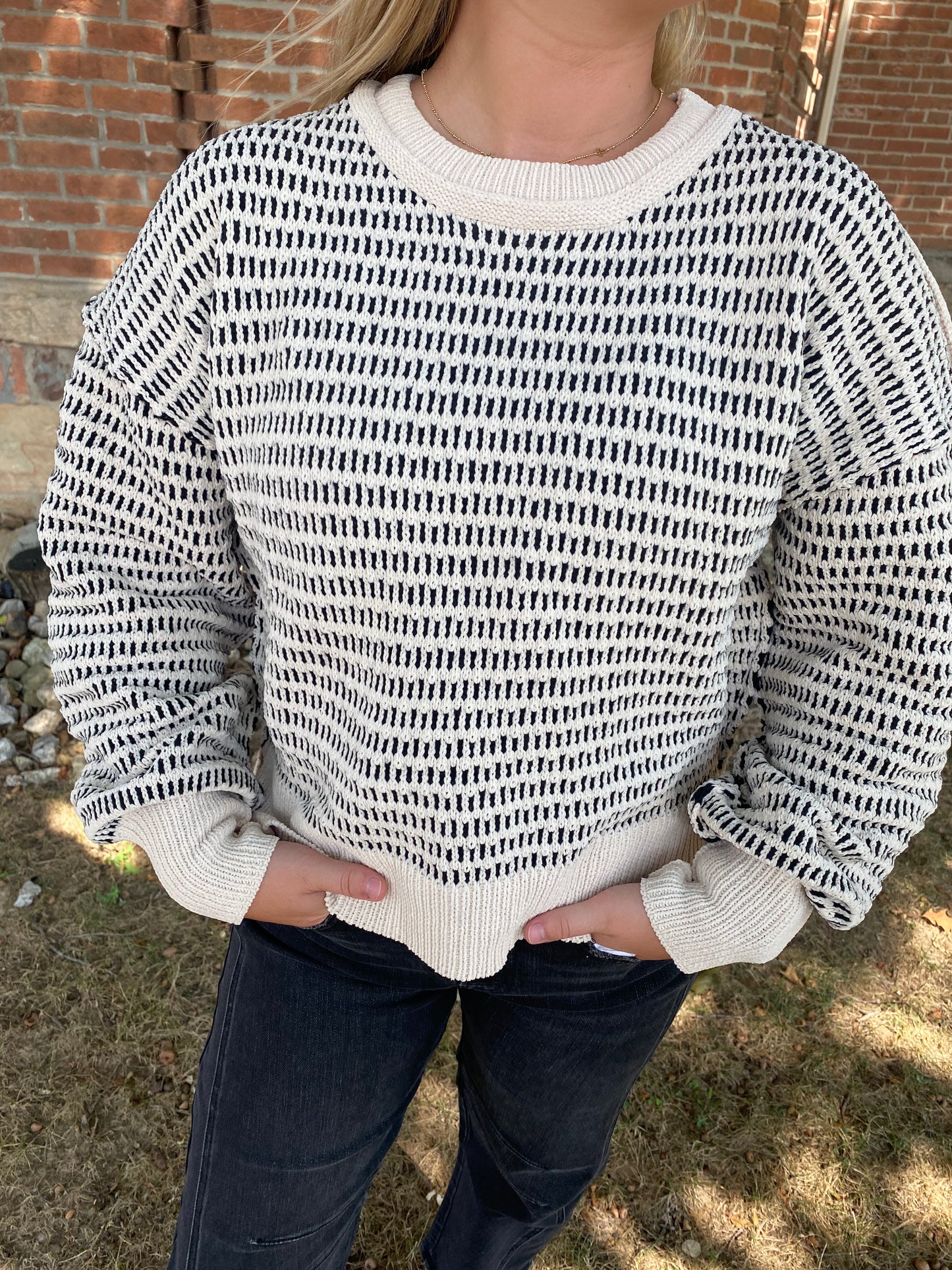 Two Tone Textured Knit Casual Sweater Top, Black