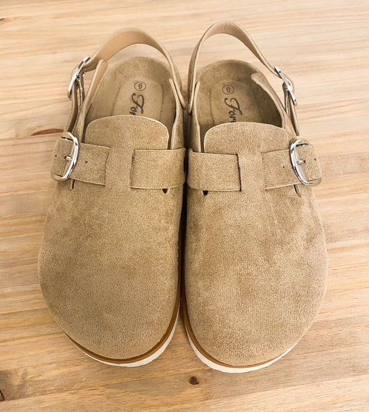 Canyon Buckle Clogs