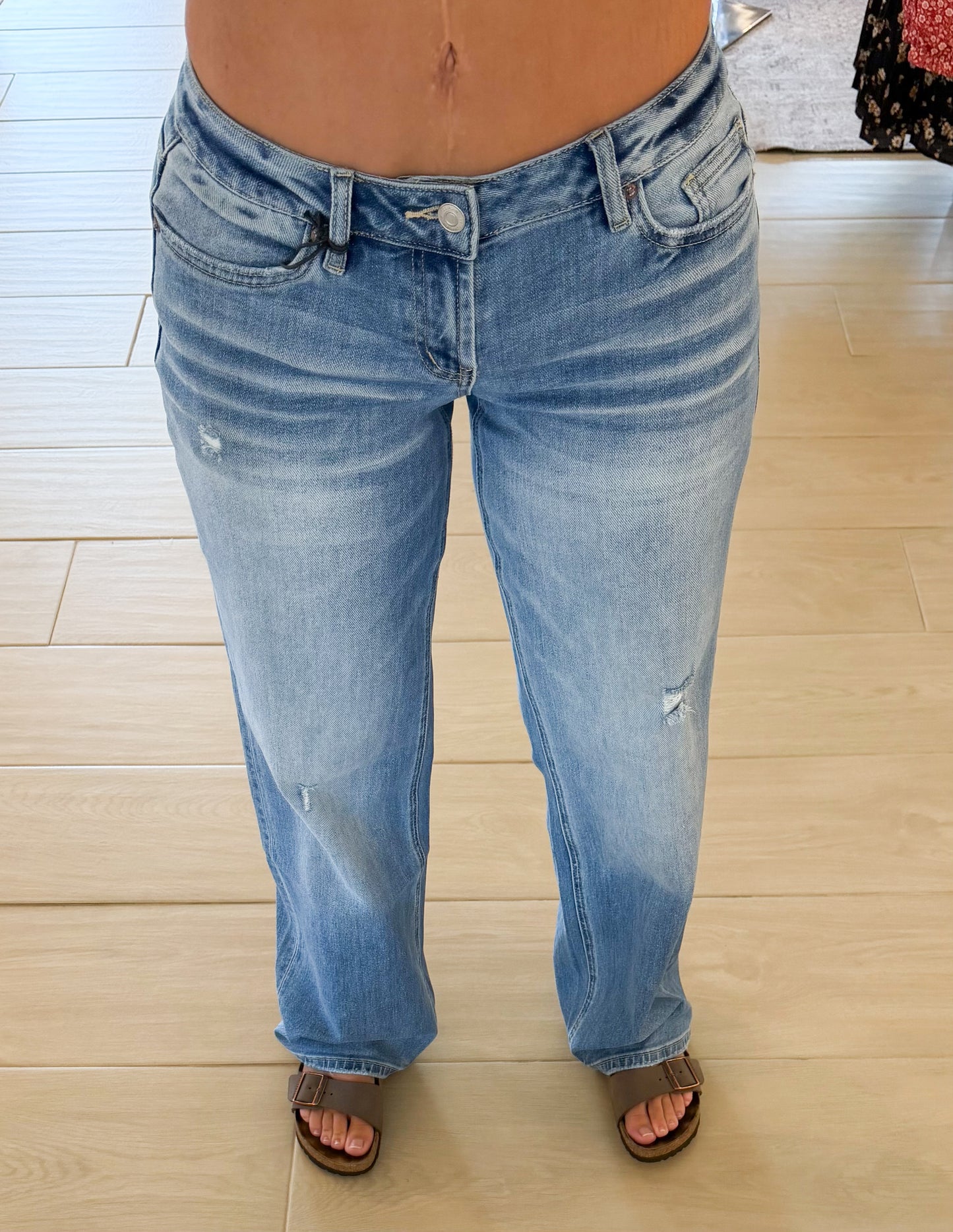 Mica Low Rise Wide Loose Jeans