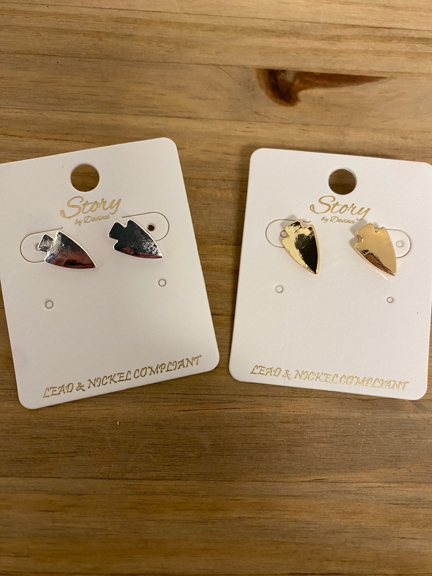 Arrowhead Studs